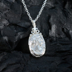 Zoey Plain Luxurious Dainty Pendant