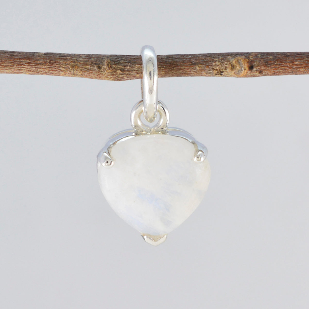 Isabella White Fairytale Delicate Pendant