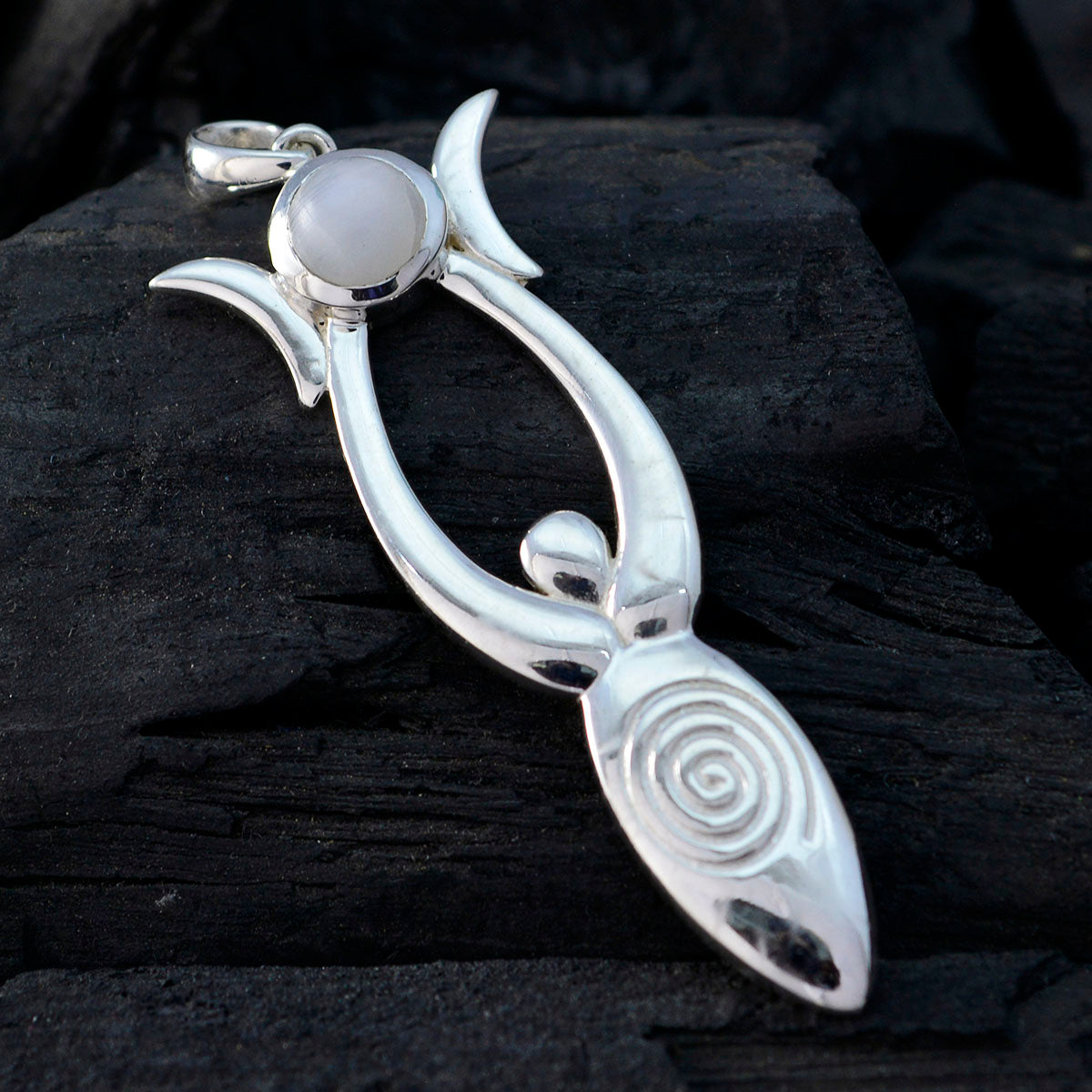 Elena White Modern Whisper-thin Pendant