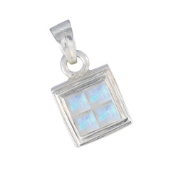 Ivy White Graceful Whisper-thin Pendant
