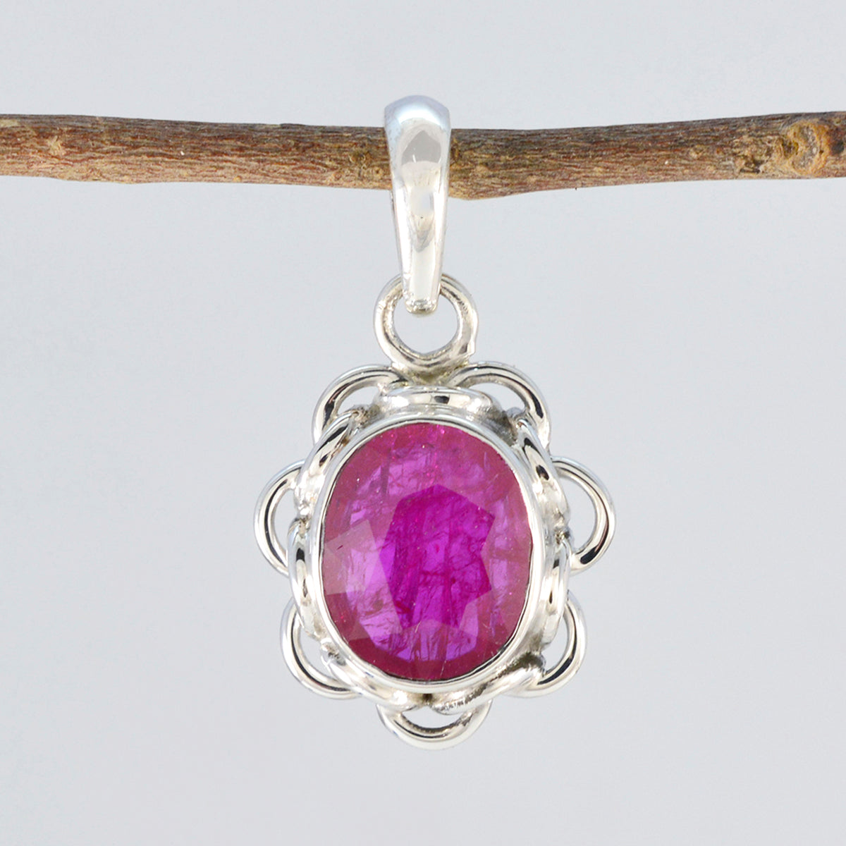 Yasmine Red Rope-Wire Delicate Pendant