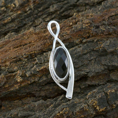 Laura Brown Modern Delicate Pendant