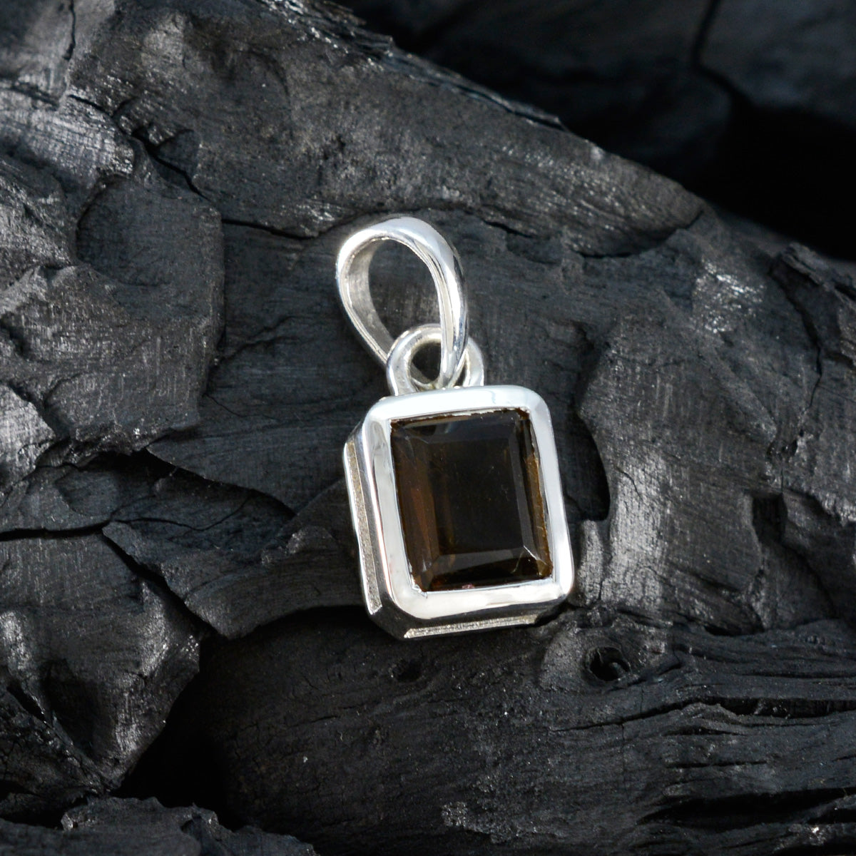 Aria Brown Eternity Whisper-thin Pendant