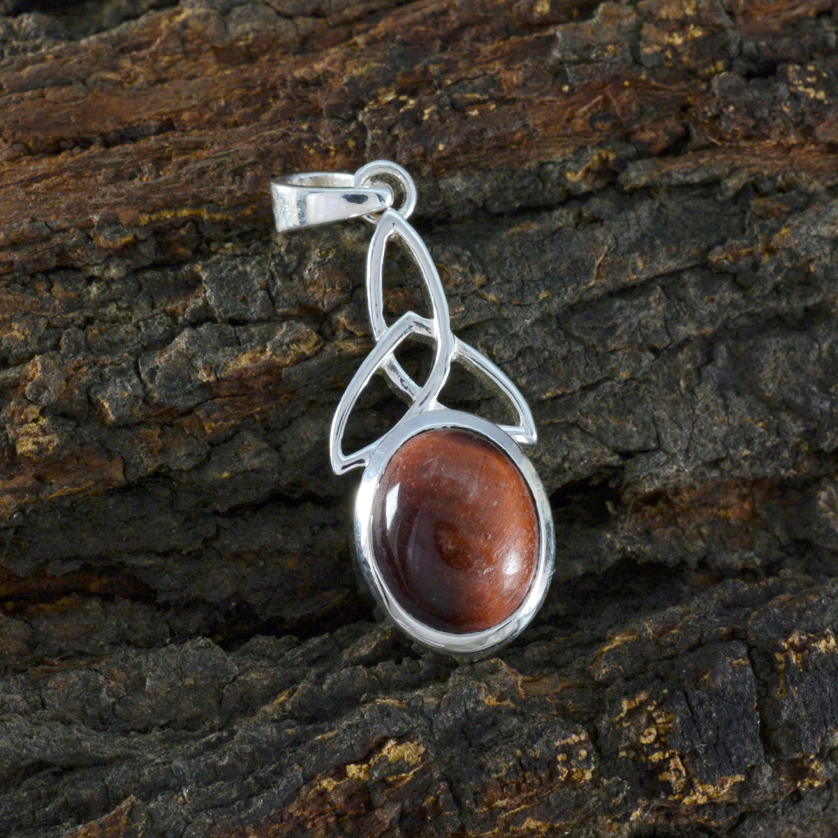 Renata Brown Claddagh Delicate Pendant