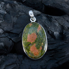 Yasmine Green Glamorous Essential Pendant