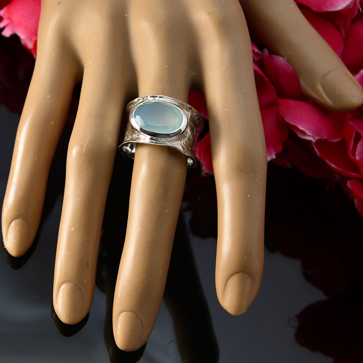 Amelia Oversized Aqua Solitaire Band