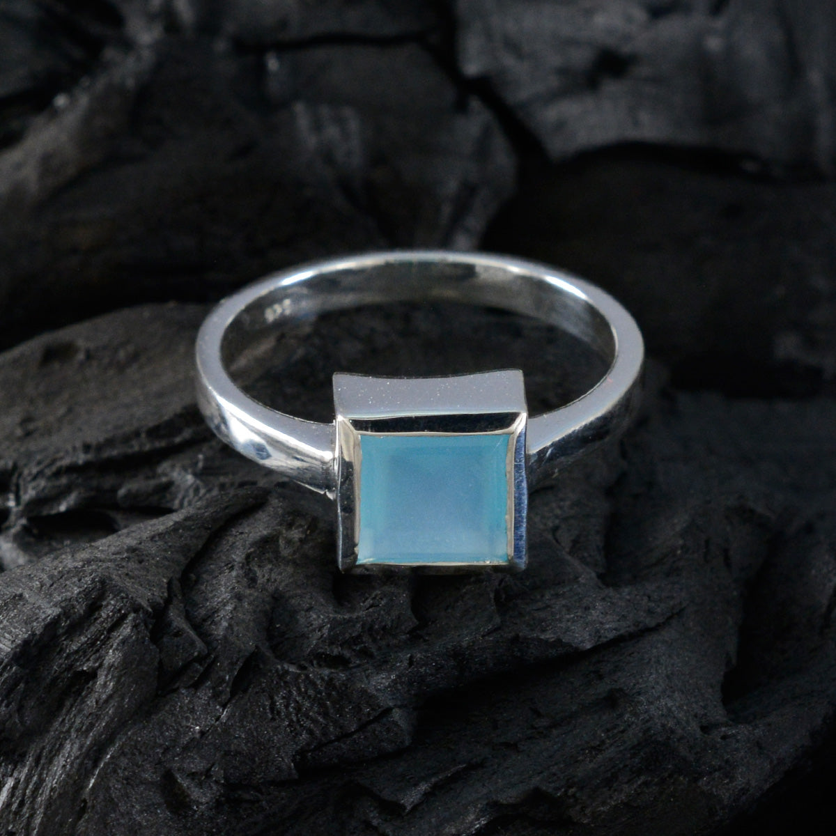 Lucia Cultural Aqua Solitaire Ring