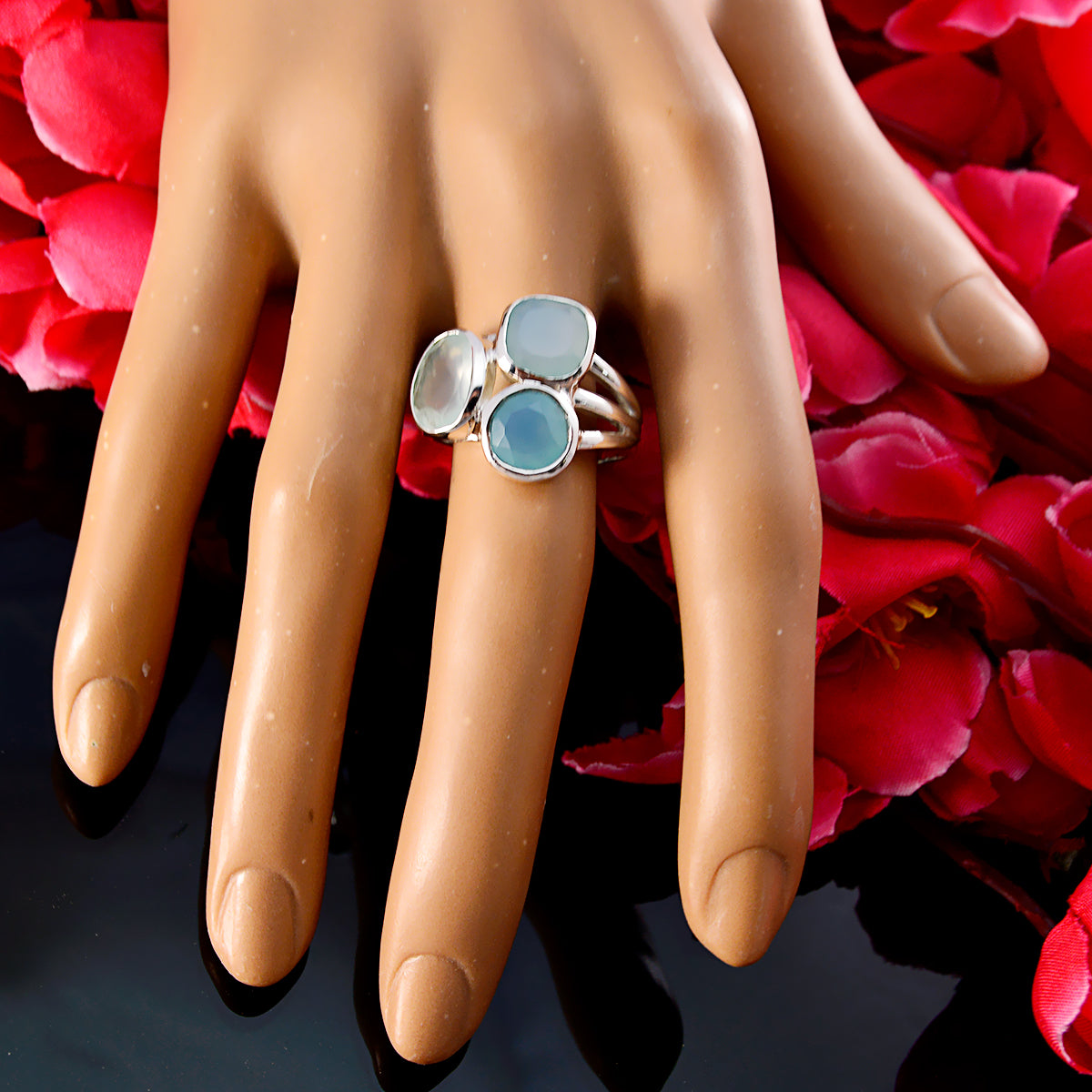 Sarah Glamorous Aqua Trilogy Ring