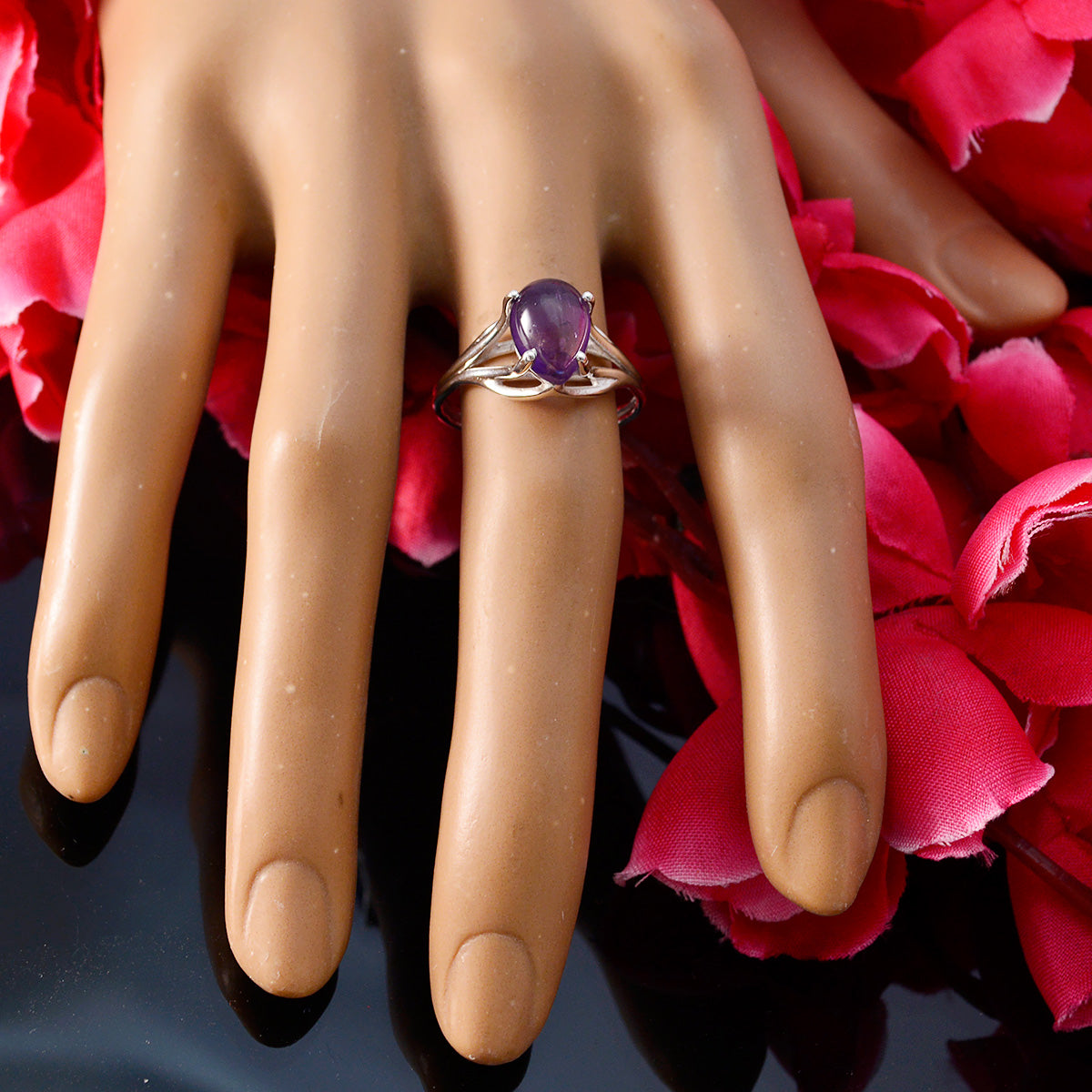 Sakura Sophisticated Purple Solitaire Ring