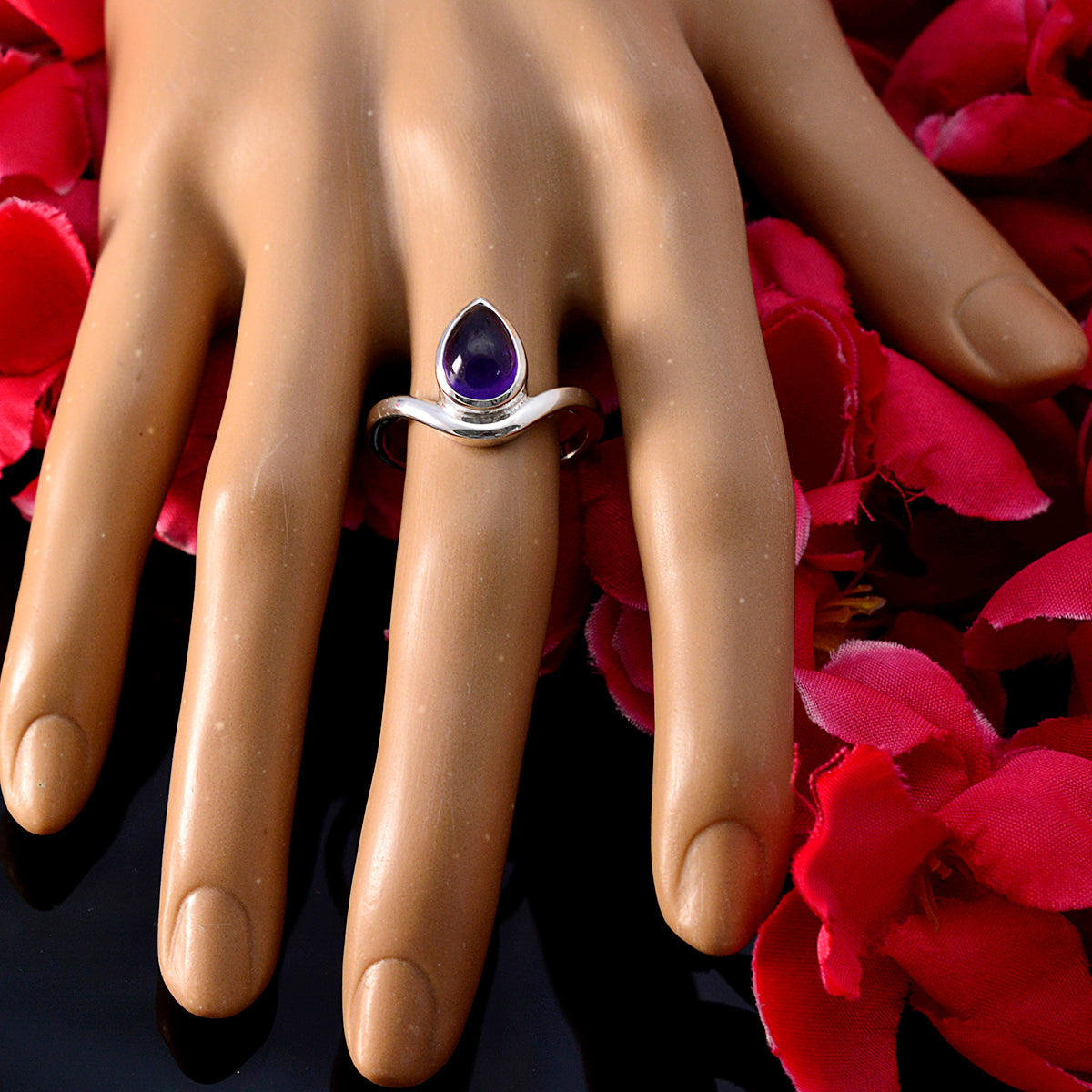 Amanda Graceful Purple Solitaire Ring