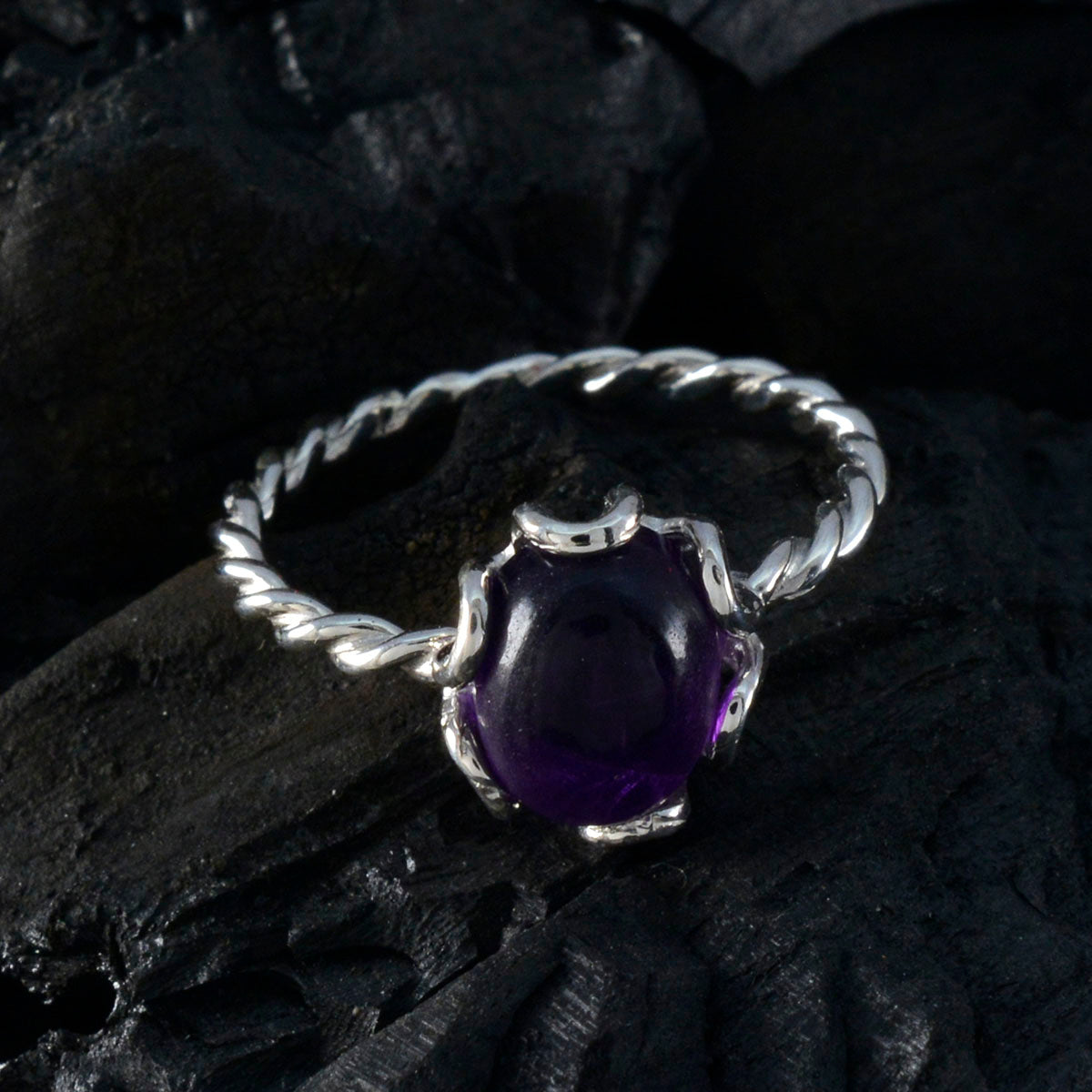 Yan Twist Purple Solitaire Ring