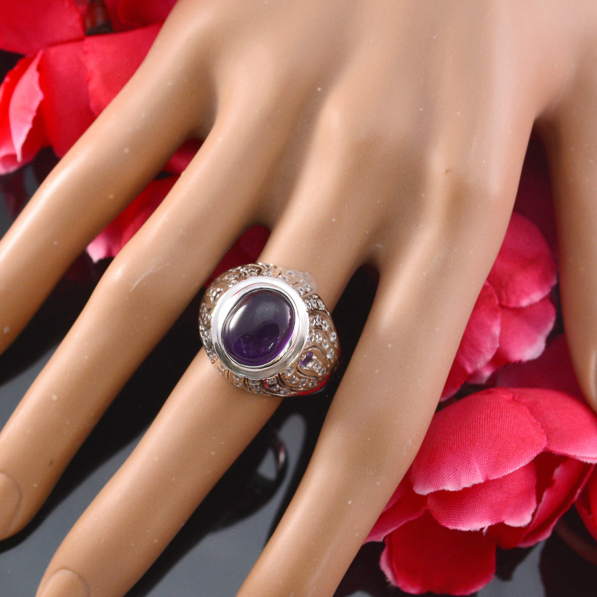 Autumn Modern Purple Halo Ring
