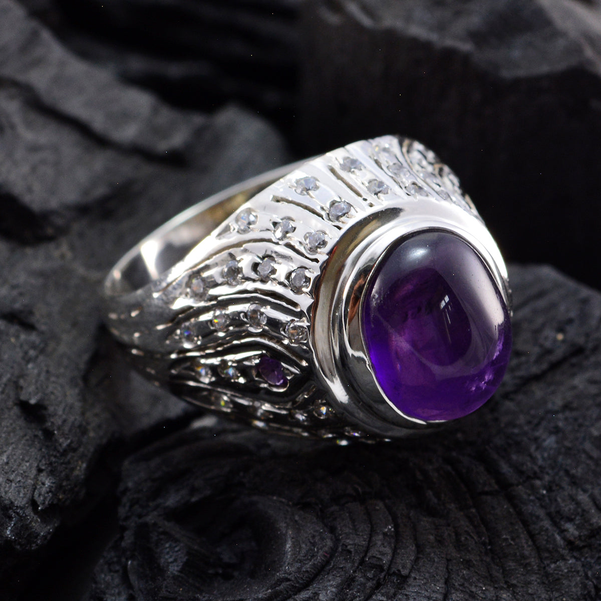 Autumn Modern Purple Halo Ring