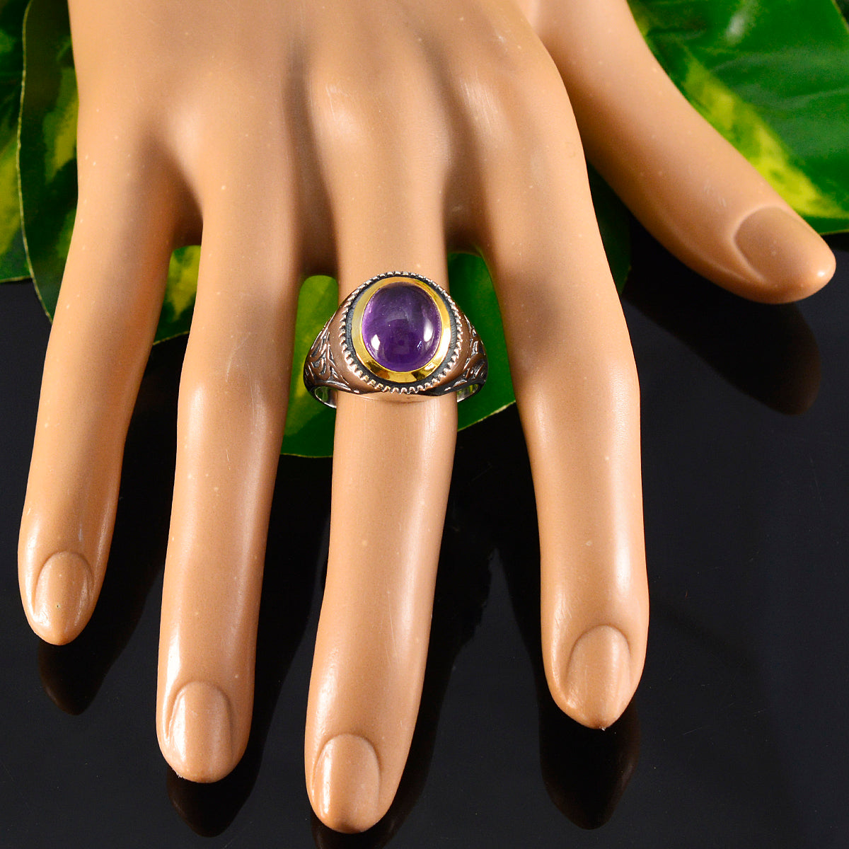 Siti Filigree Purple Solitaire Ring