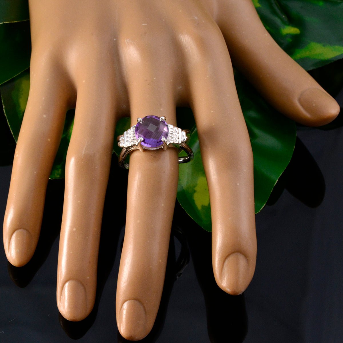 Abigail Luxurious Purple Solitaire Ring