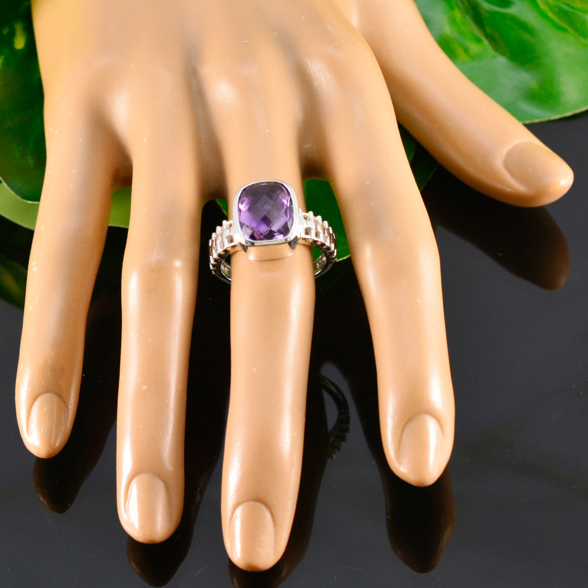 Julieta Abstract Purple Solitaire Ring
