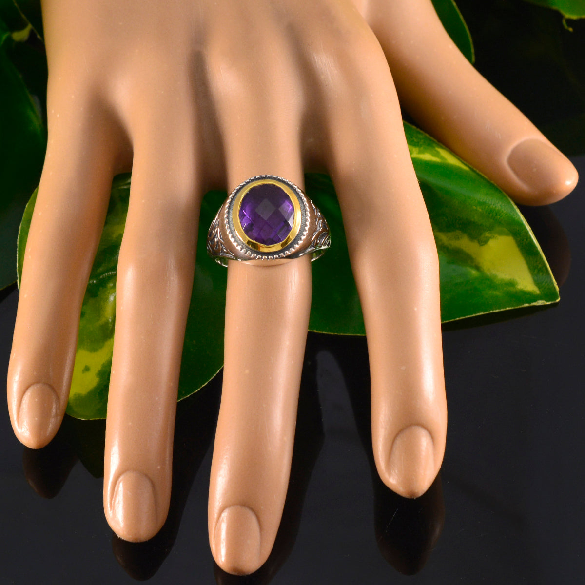 Laura Filigree Purple Solitaire Ring