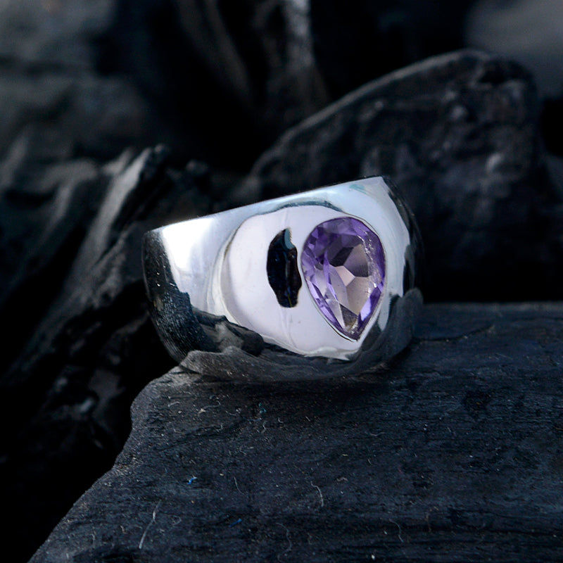 Mathilde Romantic Purple Solitaire Ring