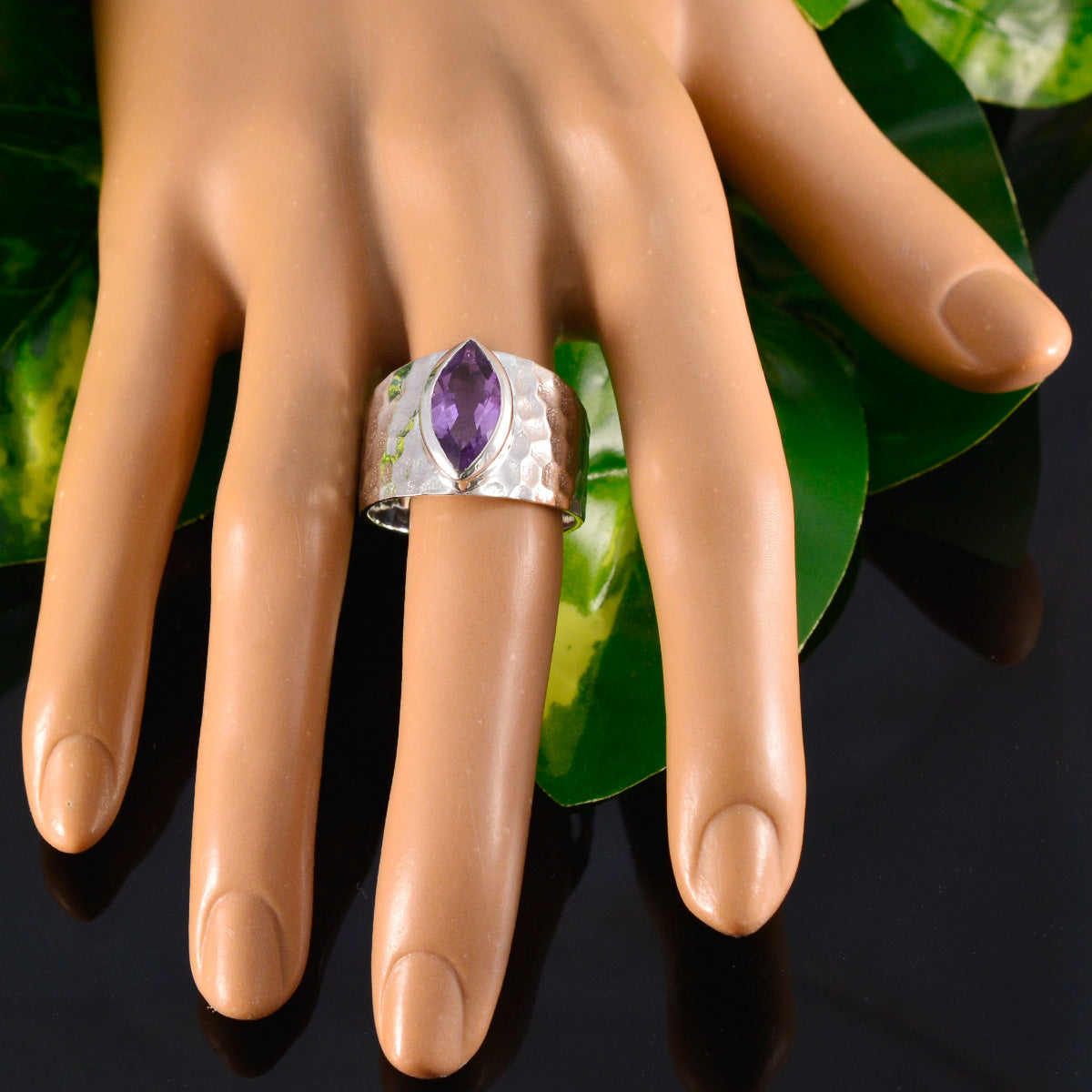 Siti Signet Purple Solitaire Ring