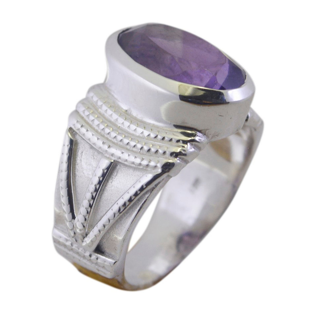 Carolina Vintage Purple Solitaire Ring