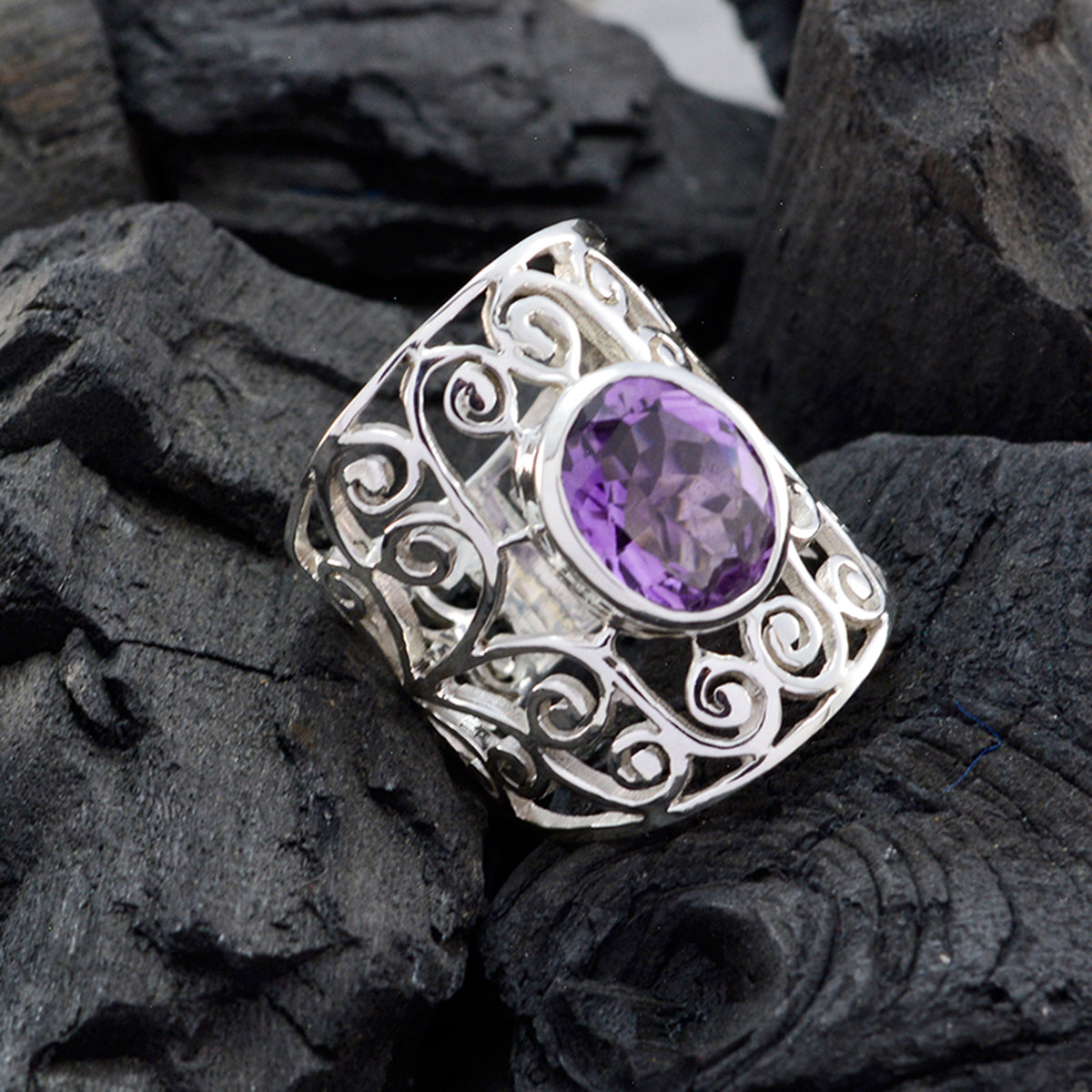 Isabella Filigree Purple Solitaire Ring