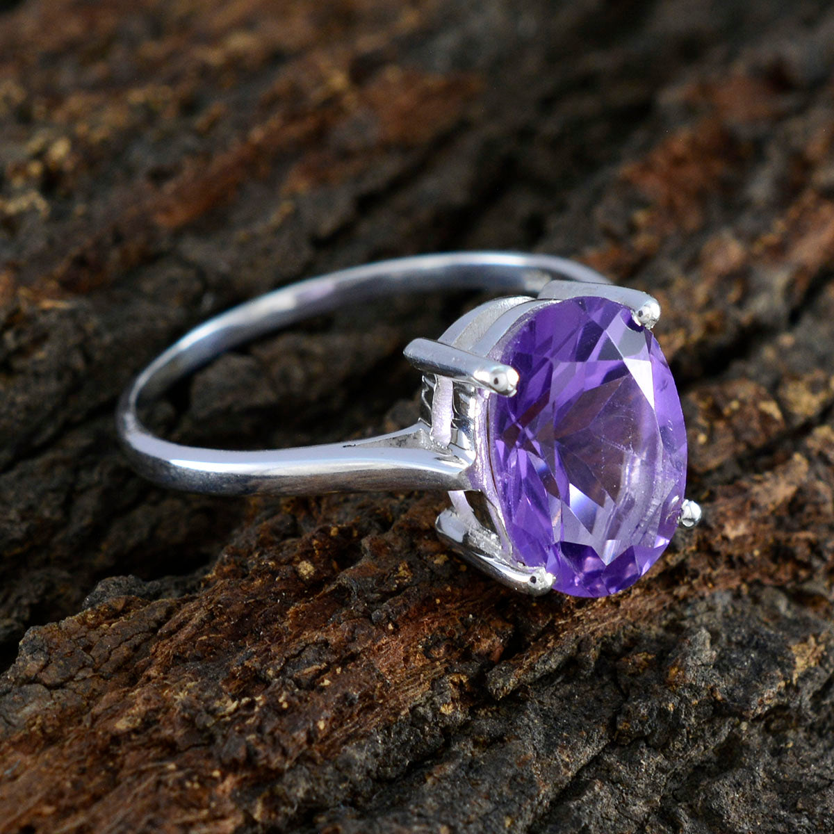 Teresa Modern Purple Solitaire Ring