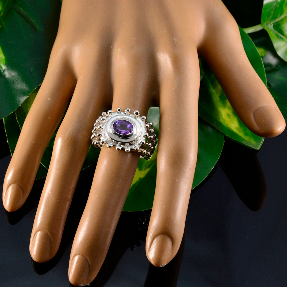 Agustina Retro Purple Solitaire Ring