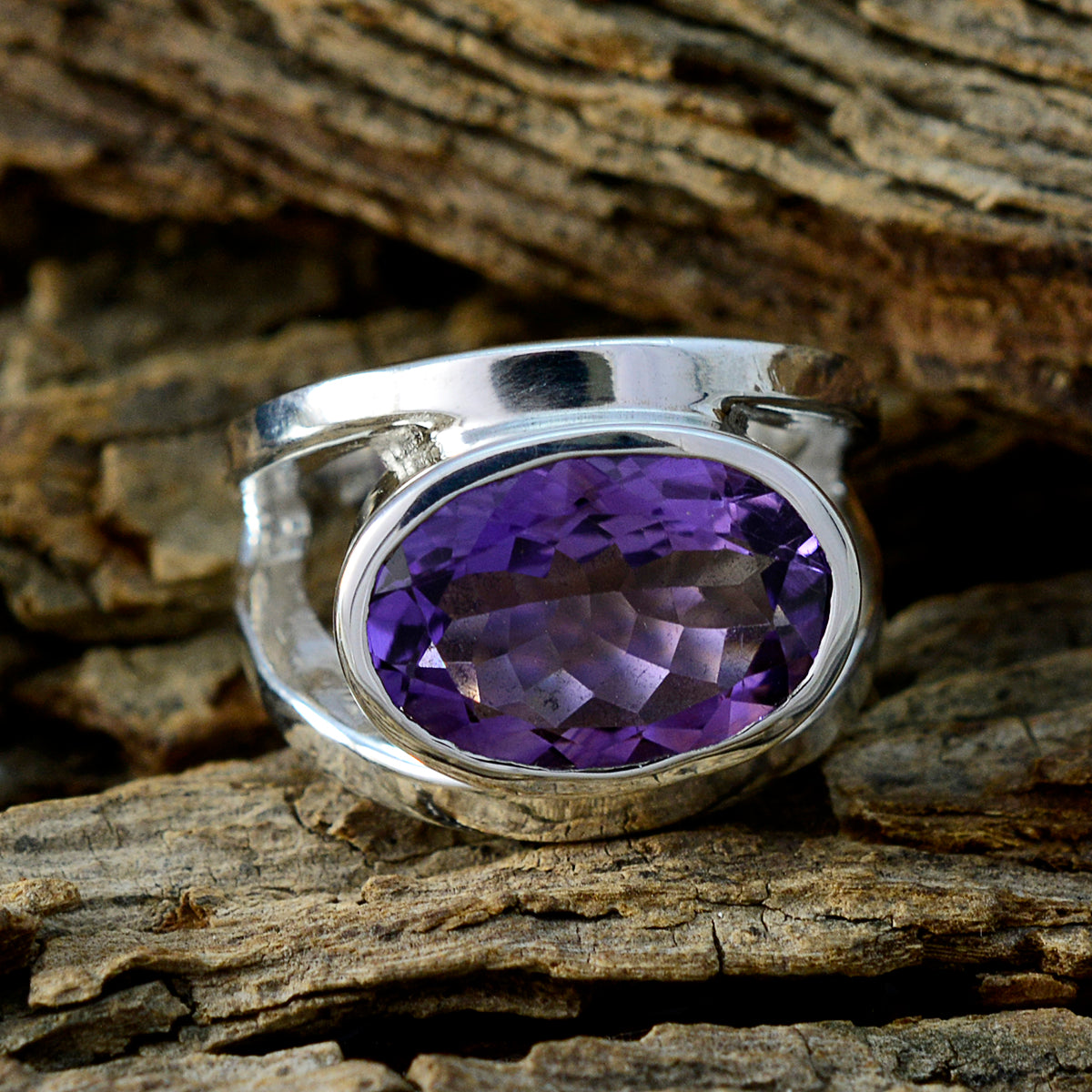 Priya Contemporary Purple Solitaire Ring