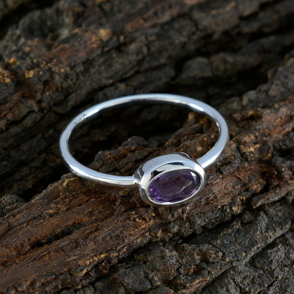 Li Lee Romantic Purple Solitaire Ring