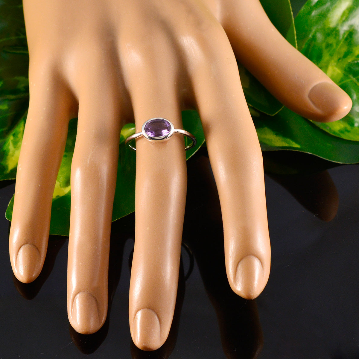 Isabella Feminine Purple Solitaire Ring