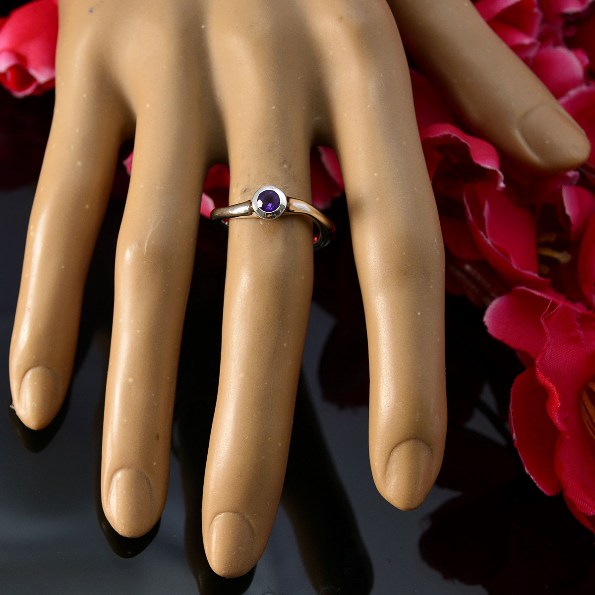 Hina Romantic Purple Solitaire Ring