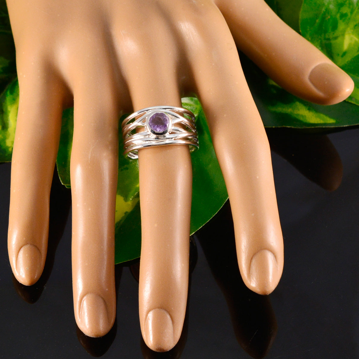 Laura Rope-Wire Purple Solitaire Band