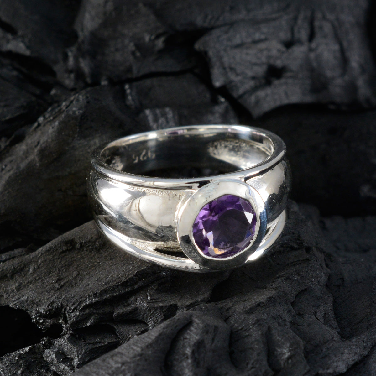 Joaquina Abstract Purple Solitaire Ring