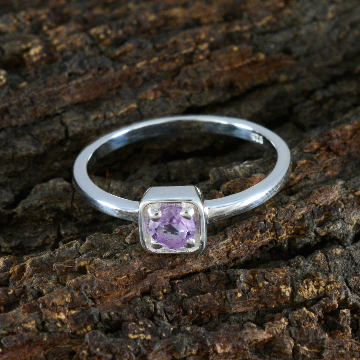 Priya Graceful Purple Solitaire Ring