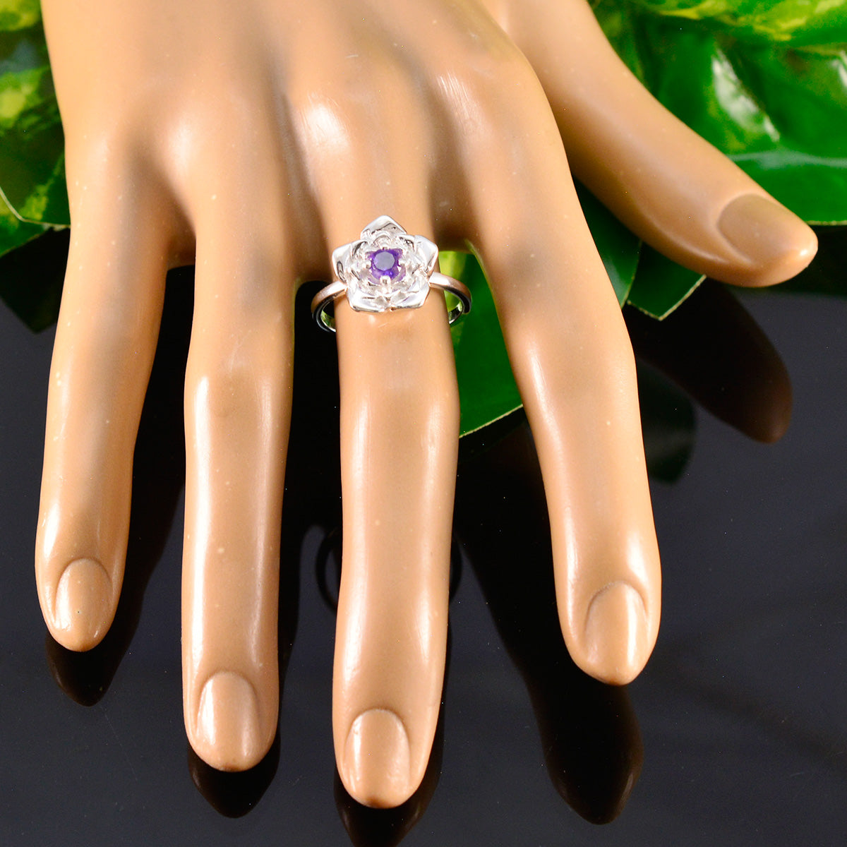 Bianca Floral Purple Solitaire Ring