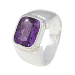 Natcha Contemporary Purple Solitaire Ring
