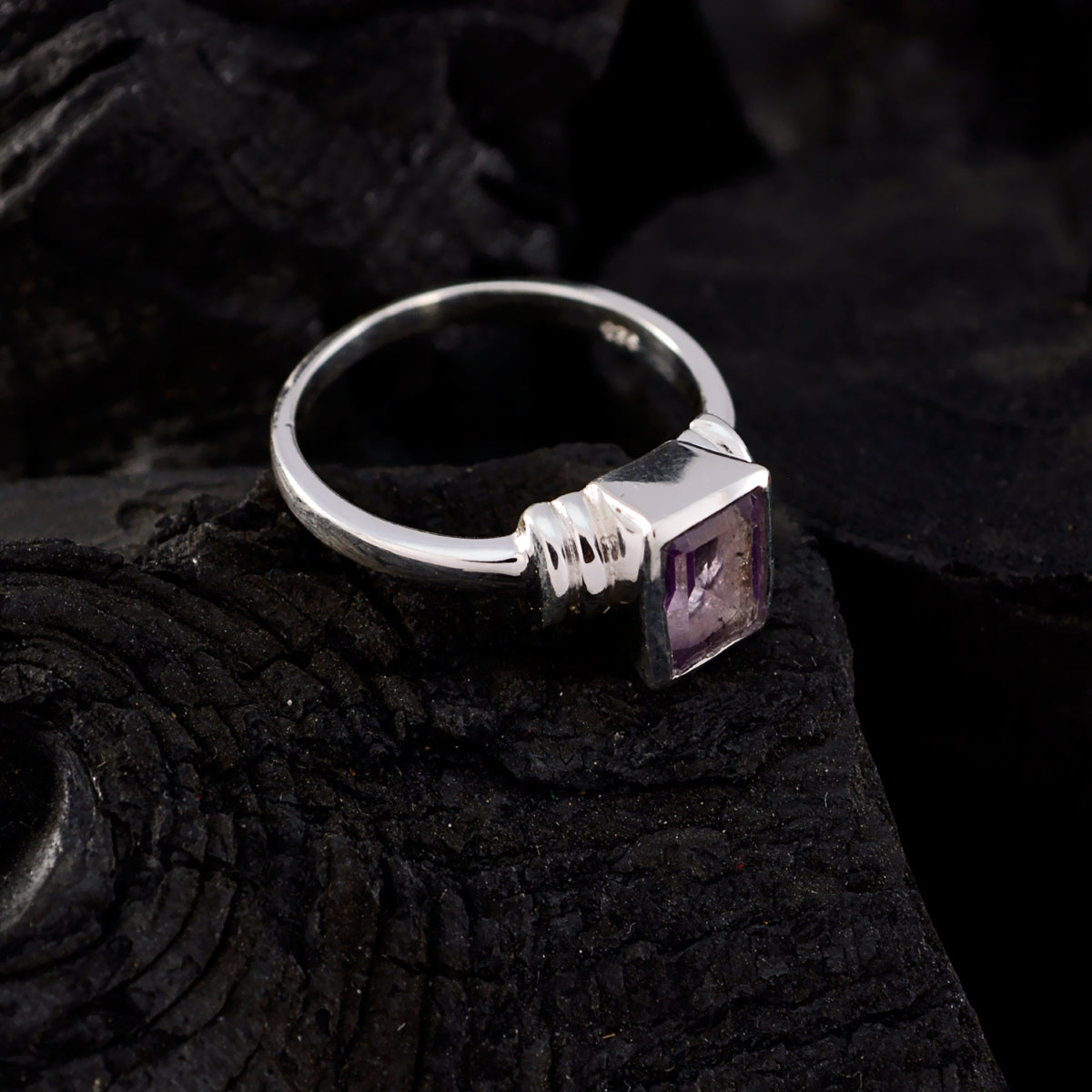 Isabelle Romantic Purple Solitaire Ring