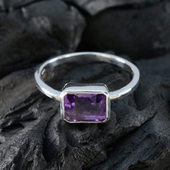 Araya Fairytale Purple Solitaire Ring