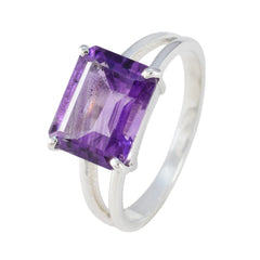 Maria Abstract Purple Solitaire Ring