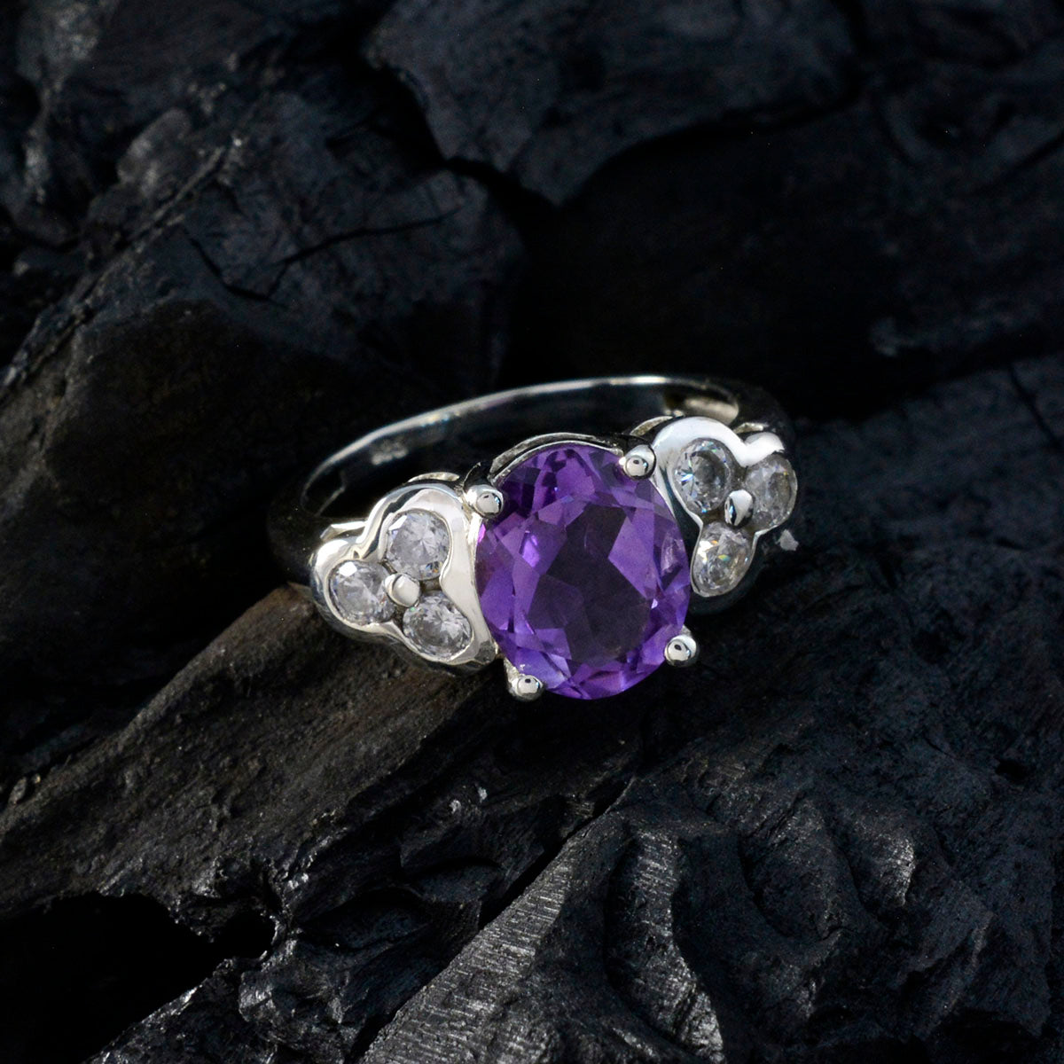 Harper Romantic Purple Hepta Ring