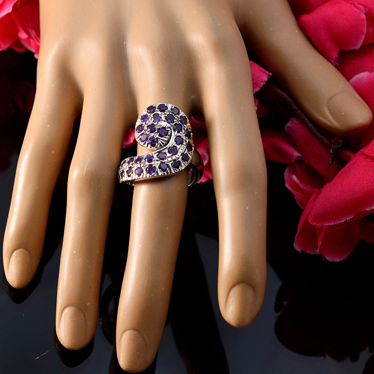 Nia Abstract Purple multiple Ring