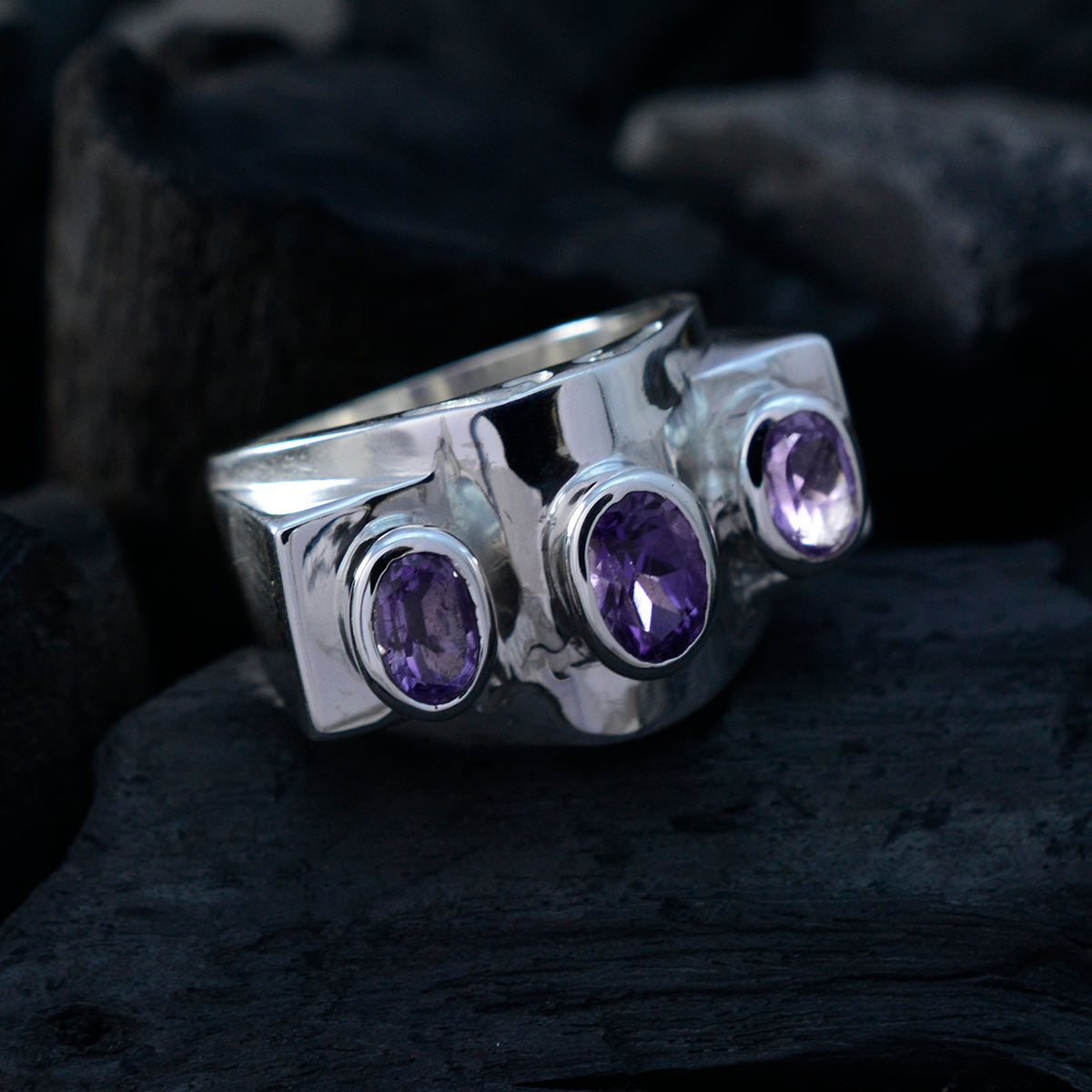 Olivia Trendy Purple Trilogy Ring
