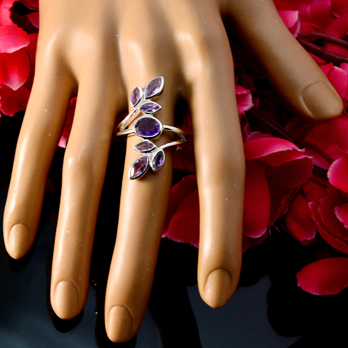 Aisha Leafy Purple Hepta Ring