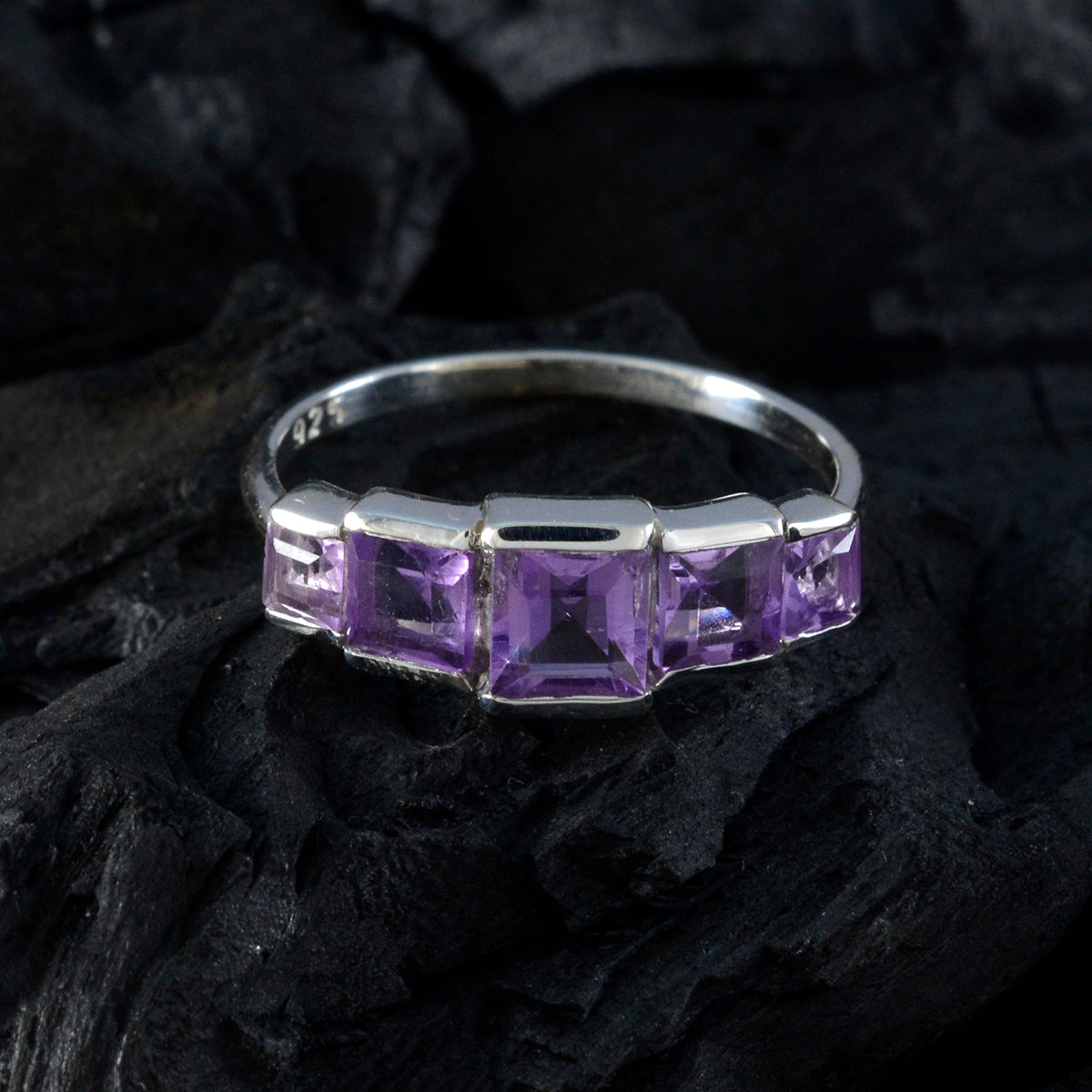 Priya Luxurious Purple Penta Ring