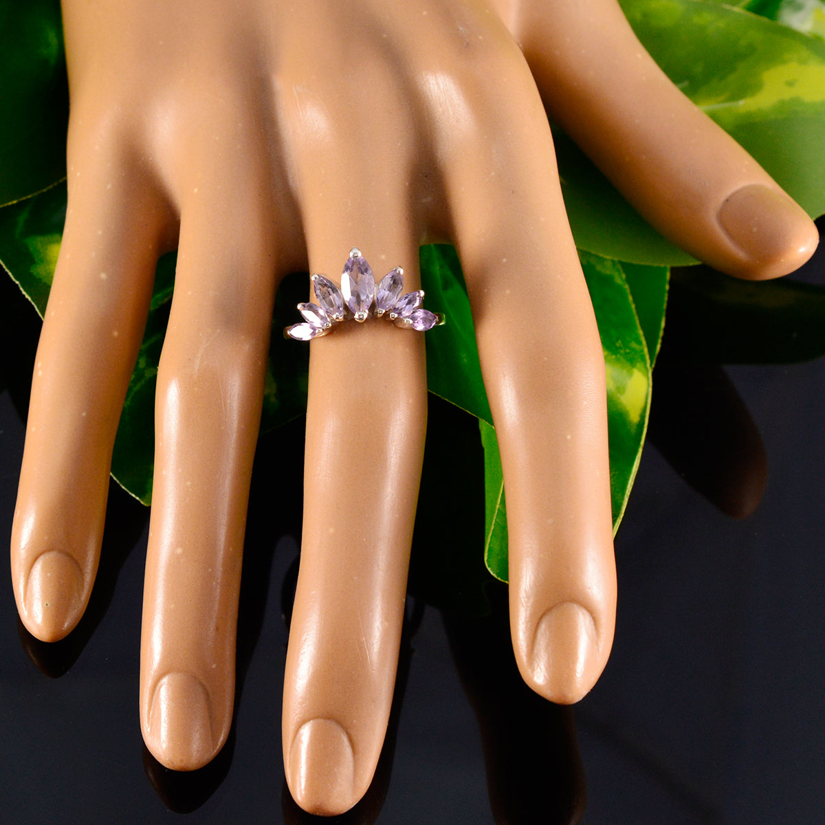 Araya crown Purple Hepta Ring