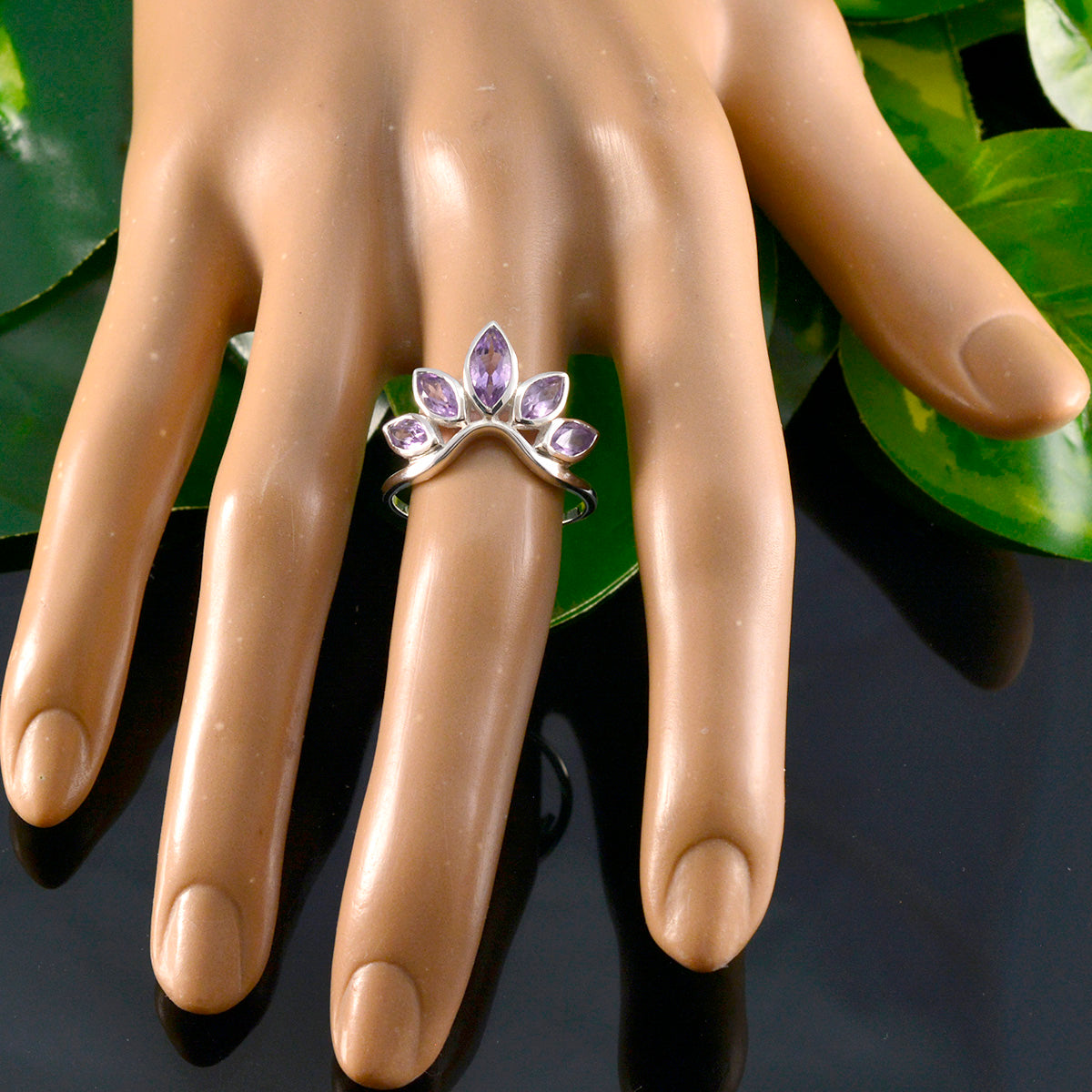 Ella crown Purple Penta Ring