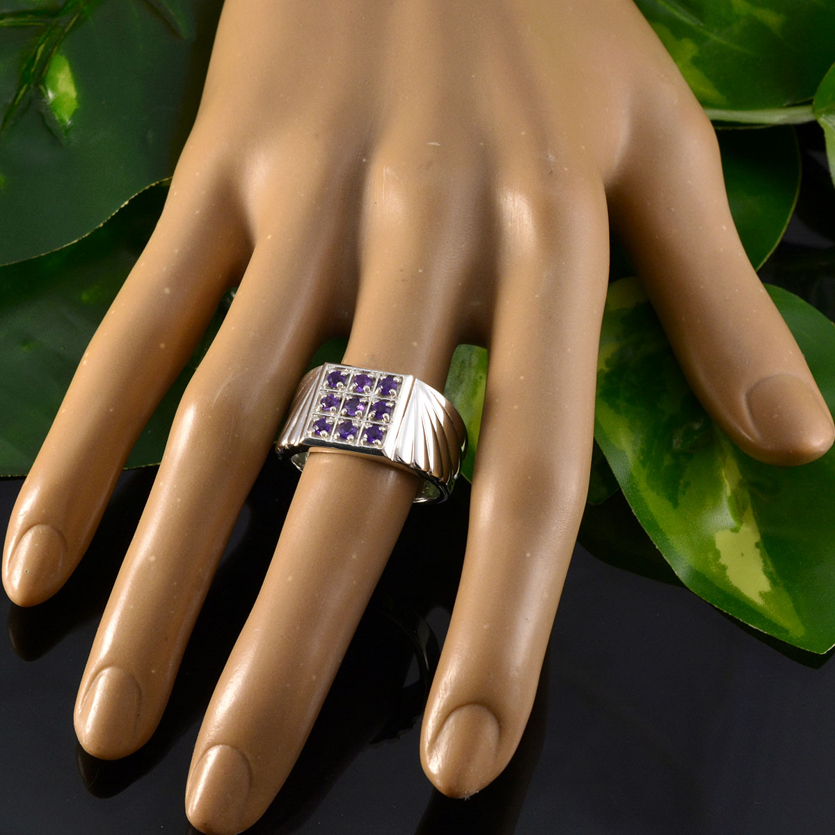 Ellie Abstract Purple navratna Ring