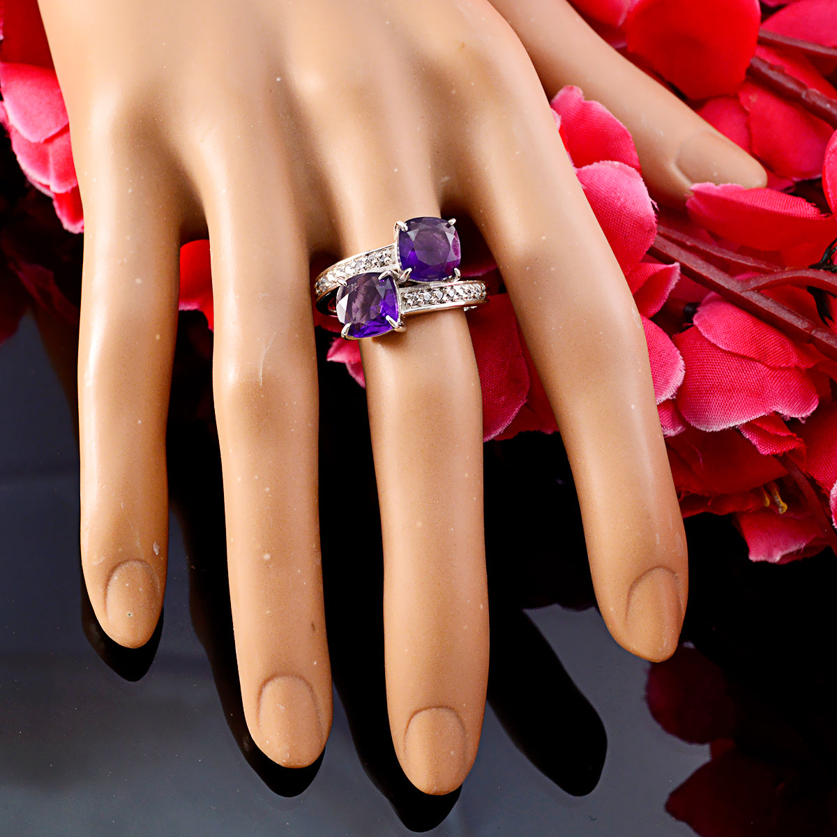 Natalia Abstract Purple Toi et Moi Ring