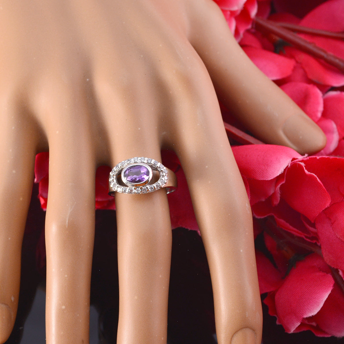 Yuna Feminine Purple Halo Ring