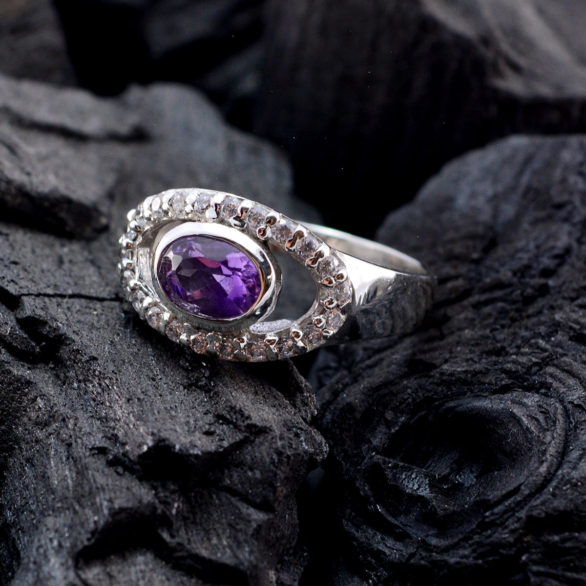 Yuna Feminine Purple Halo Ring
